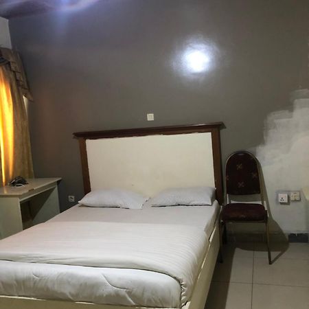 K&G Hotel Rwanda Кигали Экстерьер фото