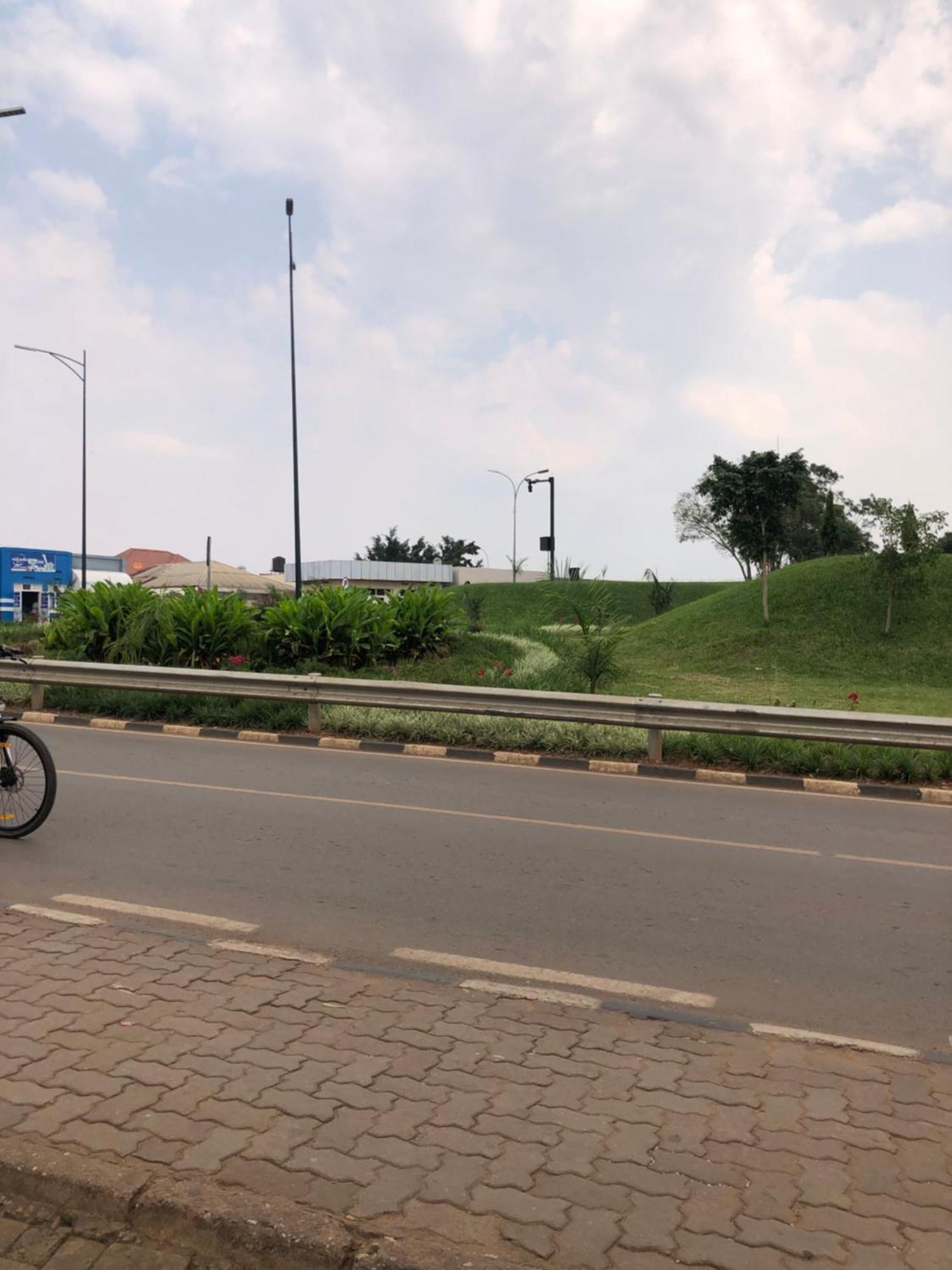 K&G Hotel Rwanda Кигали Экстерьер фото